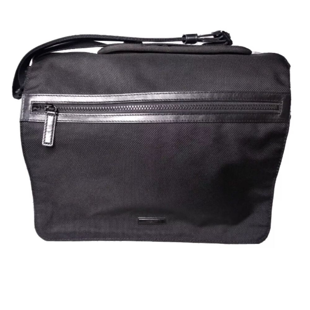 Michael Kors Parker Messenger Bag Black Shoulder Bag - Picture 1 of 12